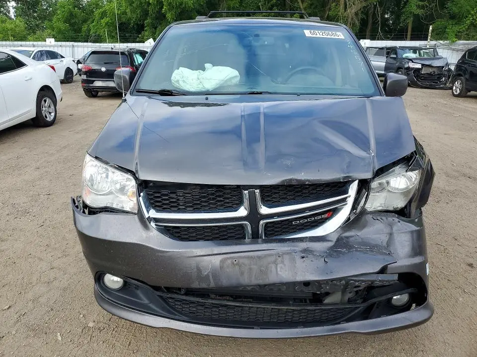 2016 DODGE CARAVAN SXT  