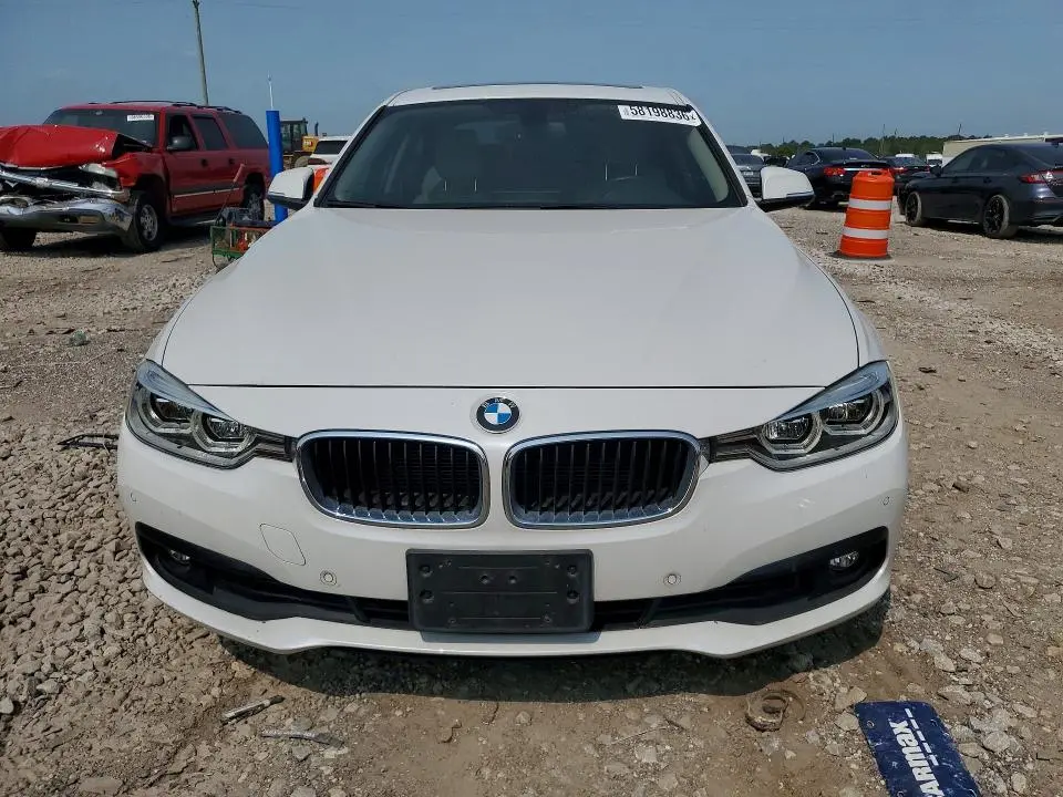 2018 BMW 320 I  