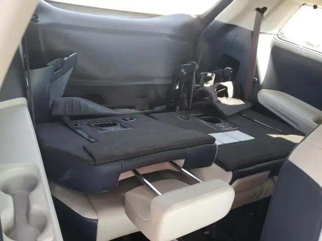 2025 KIA CARNIVAL EX  