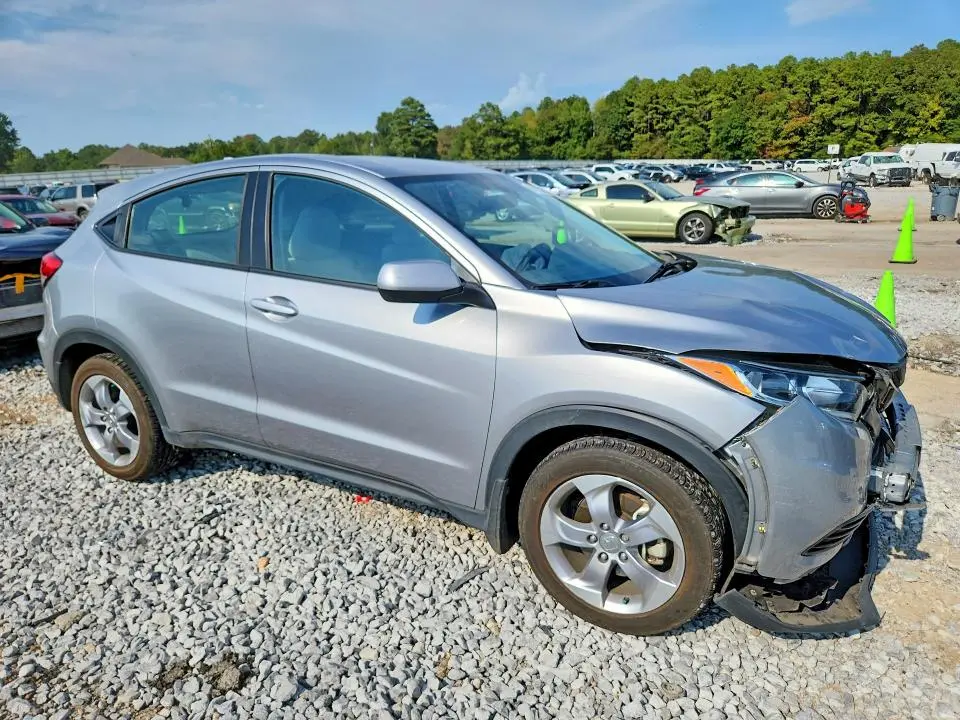 2020 HONDA HR-V LX  