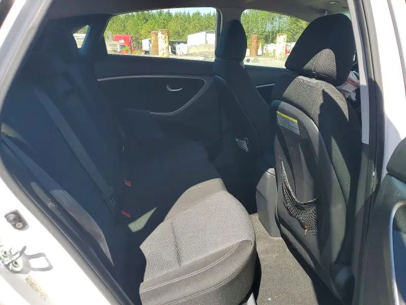 2013 HYUNDAI ELANTRA GT BASE  