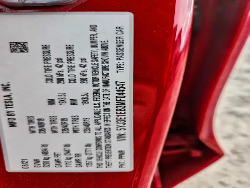2021 TESLA MODEL 3   