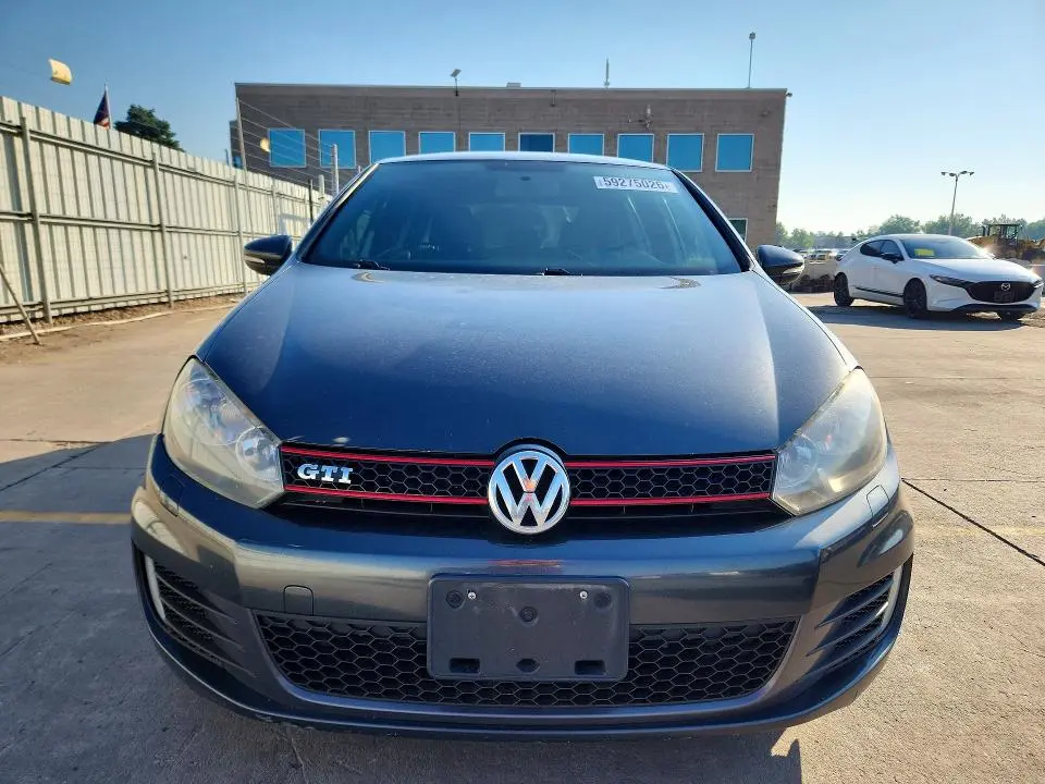 2013 VOLKSWAGEN GTI   