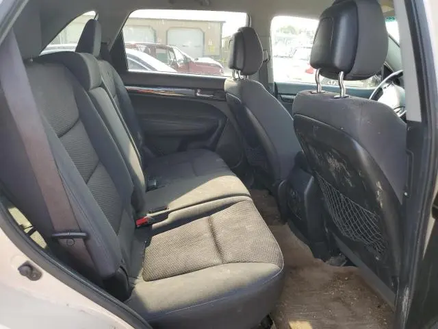 2011 KIA SORENTO BASE  