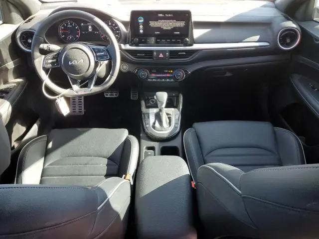 2023 KIA FORTE GT LINE