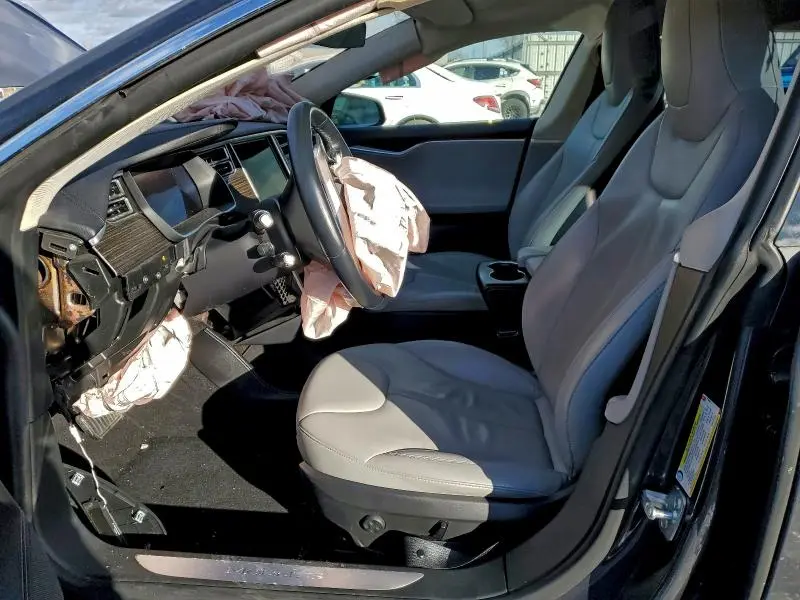 2015 TESLA MODEL S 85  