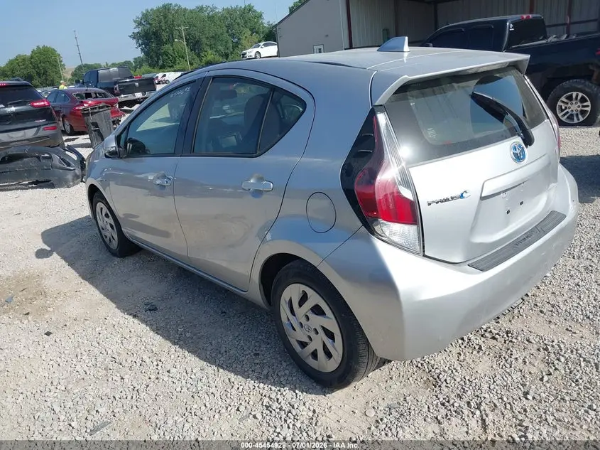 2016 TOYOTA PRIUS C TWO