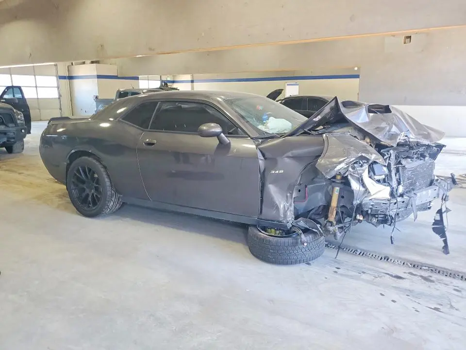 2015 DODGE CHALLENGER SXT  