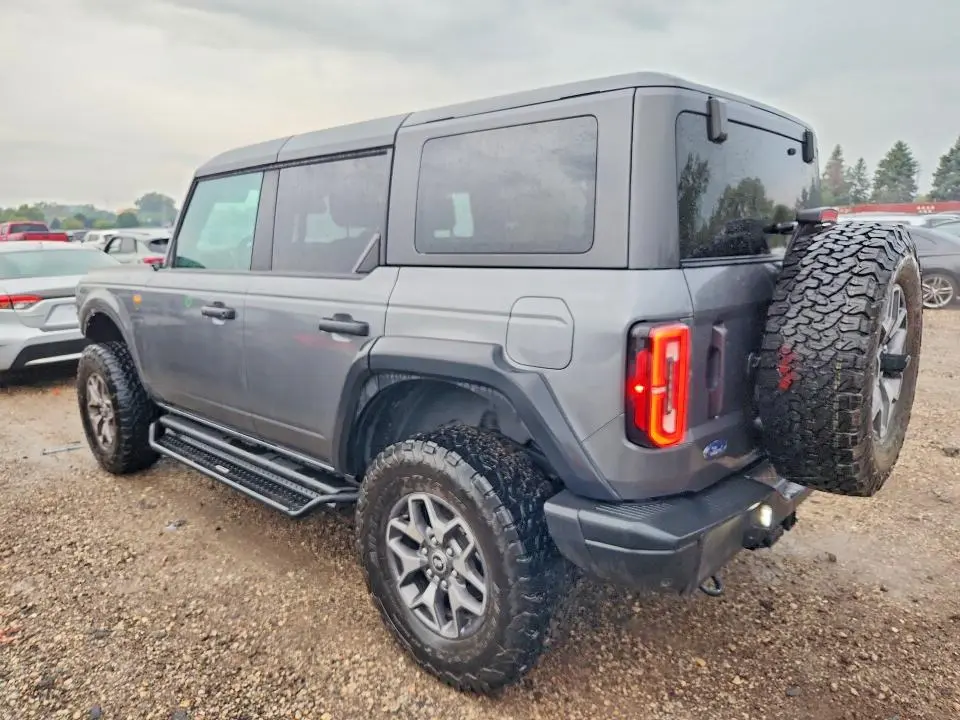 2023 FORD BRONCO BASE  