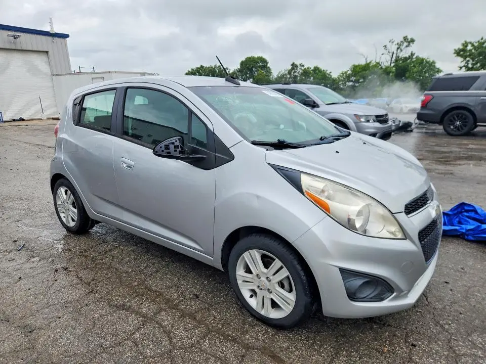 2015 CHEVROLET SPARK 1LT  