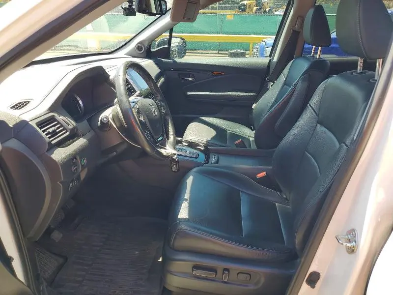 2017 HONDA PILOT TOURING  