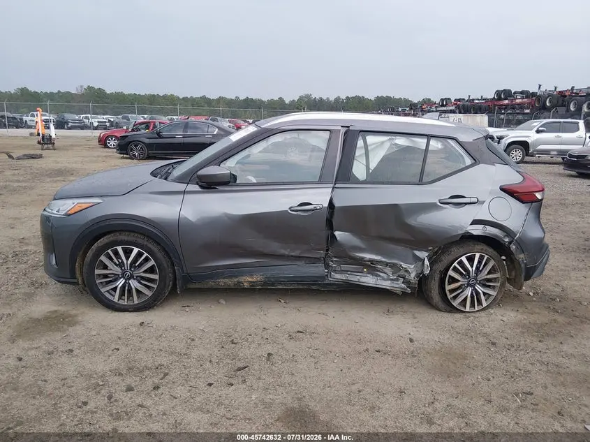 2024 NISSAN KICKS SV XTRONIC CVT