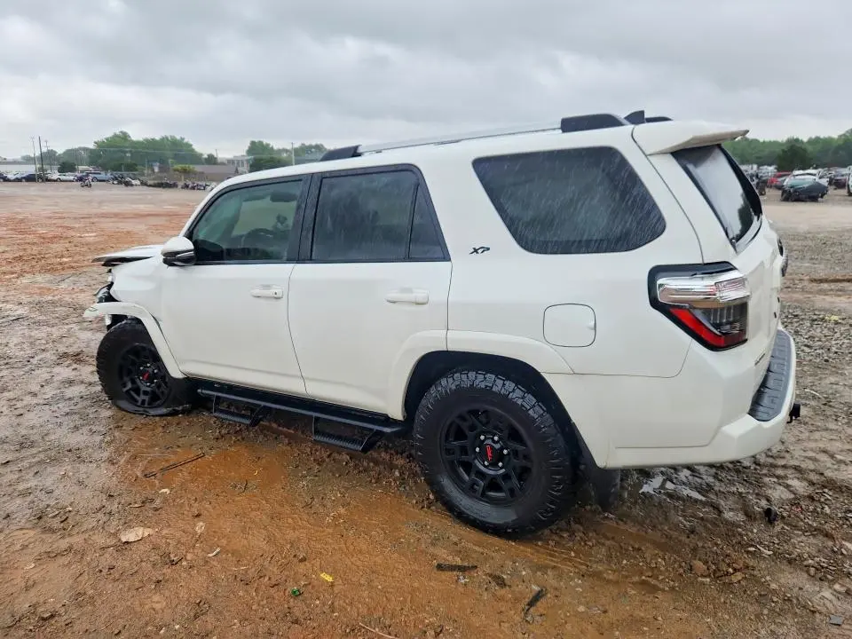 2023 TOYOTA 4RUNNER SR5 PREMIUM  