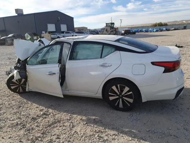 2019 NISSAN ALTIMA SV