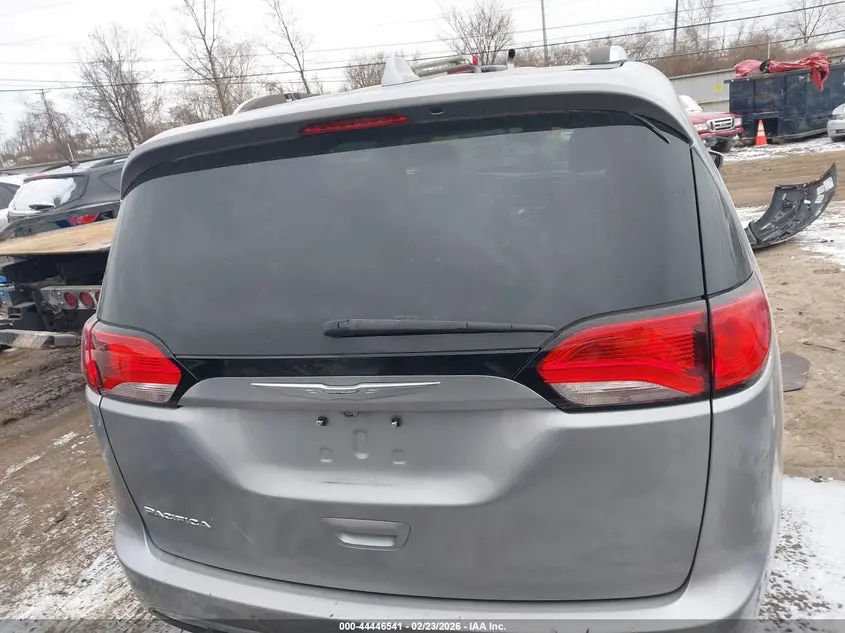 2017 CHRYSLER PACIFICA TOURING-L PLUS