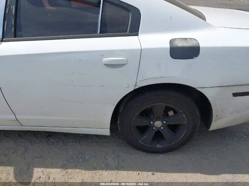 2014 DODGE CHARGER SE