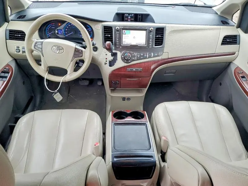 2012 TOYOTA SIENNA XLE 8-PASSENGER  