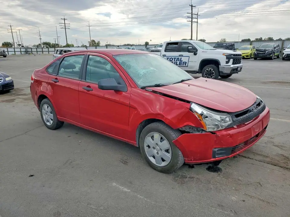 2010 FORD FOCUS S  