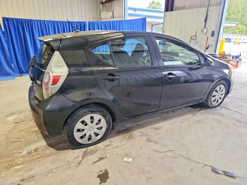 2012 TOYOTA PRIUS C TWO  