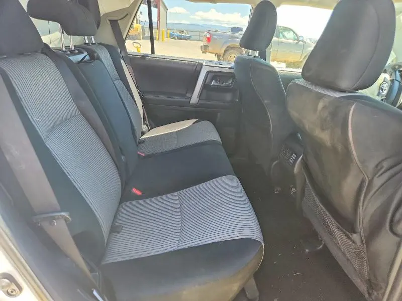 2017 TOYOTA 4RUNNER SR5  