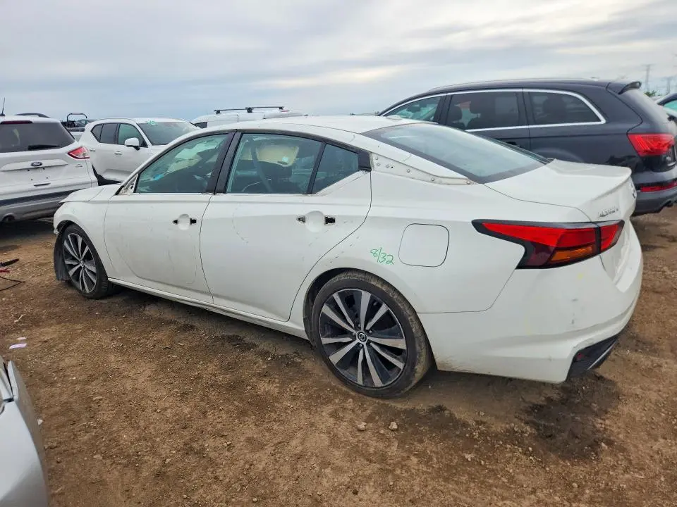 2019 NISSAN ALTIMA SR  