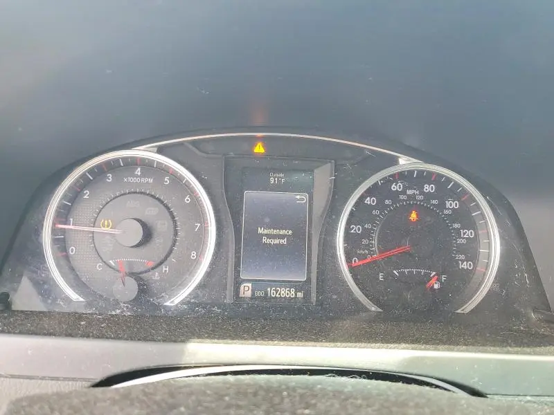 2015 TOYOTA CAMRY SE  