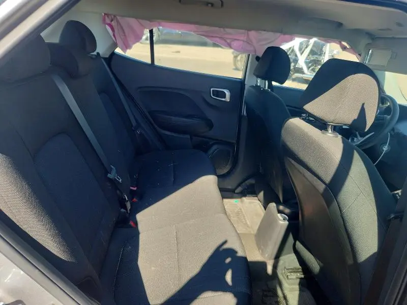 2023 HYUNDAI VENUE SE  