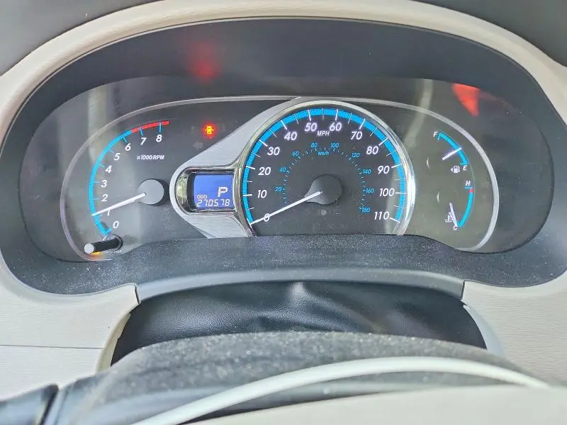 2013 TOYOTA SIENNA XLE 7-PASSENGER  