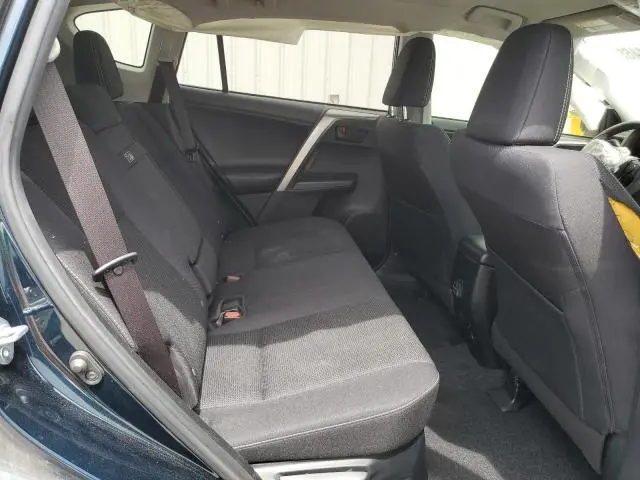 2018 TOYOTA RAV4 HV LE  