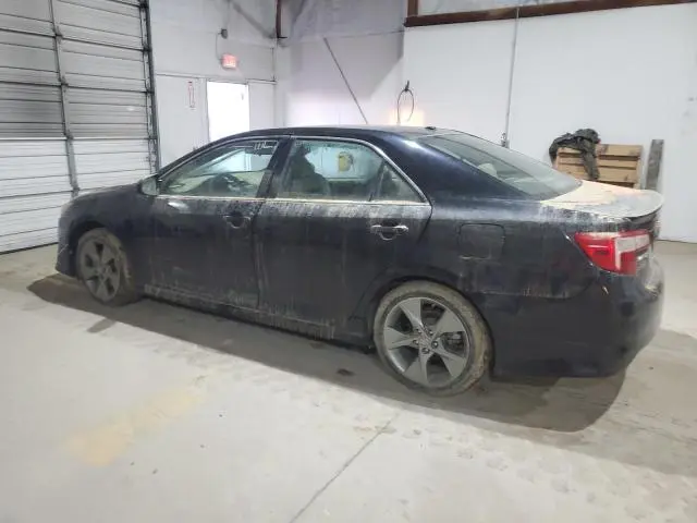 2012 TOYOTA CAMRY SE