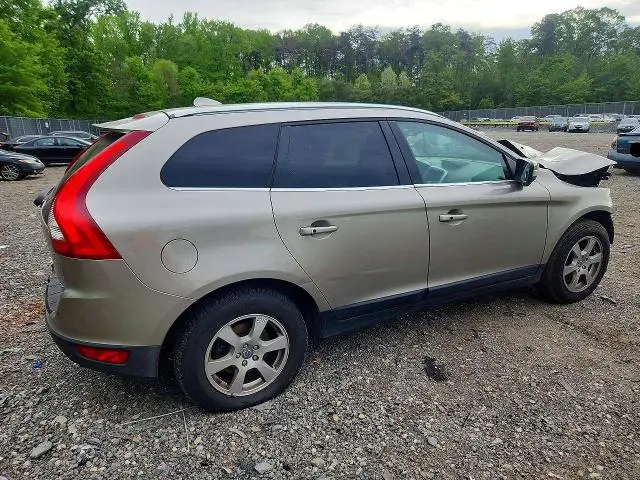 2011 VOLVO XC60 3.2  