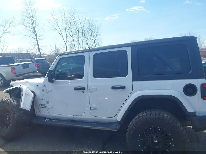 2018 JEEP WRANGLER UNLIMITED SAHARA 4X4