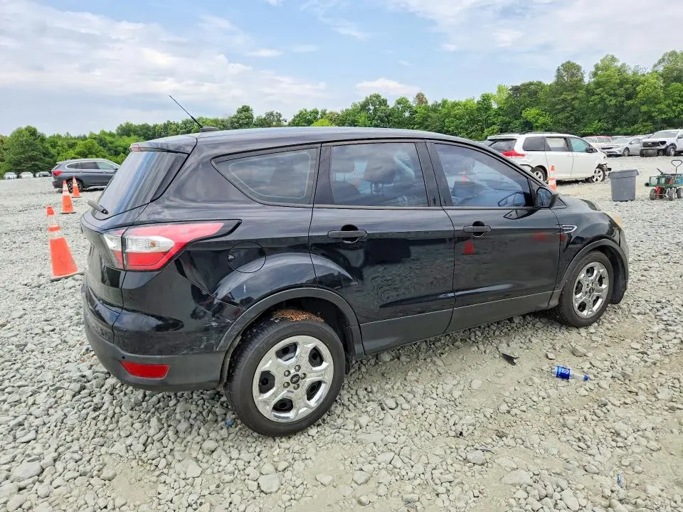 2017 FORD ESCAPE S  