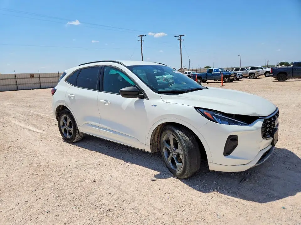 2023 FORD ESCAPE ST LINE  