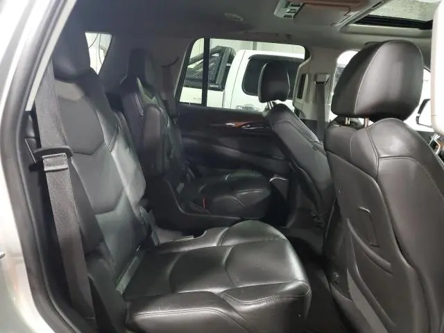 2018 CADILLAC ESCALADE LUXURY  