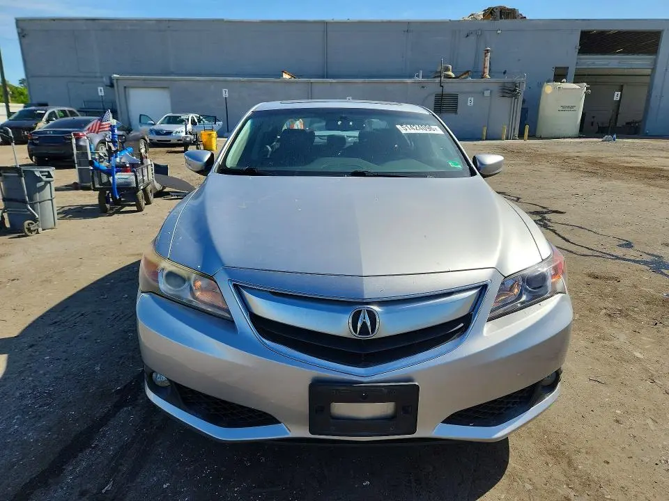 2013 ACURA ILX 20 TECH  