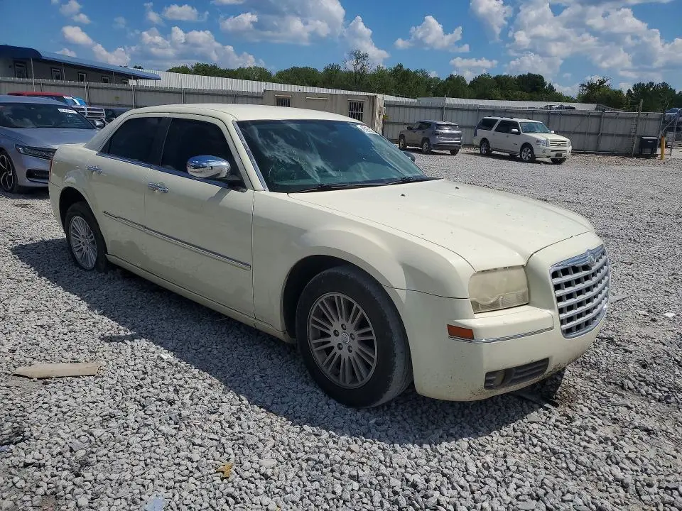 2010 CHRYSLER 300 TOURING  