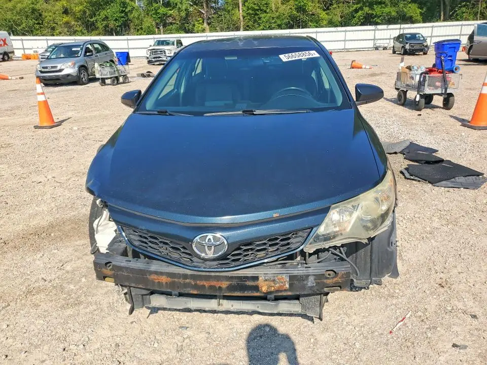 2012 TOYOTA CAMRY SE  