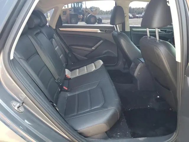 2018 VOLKSWAGEN PASSAT S  