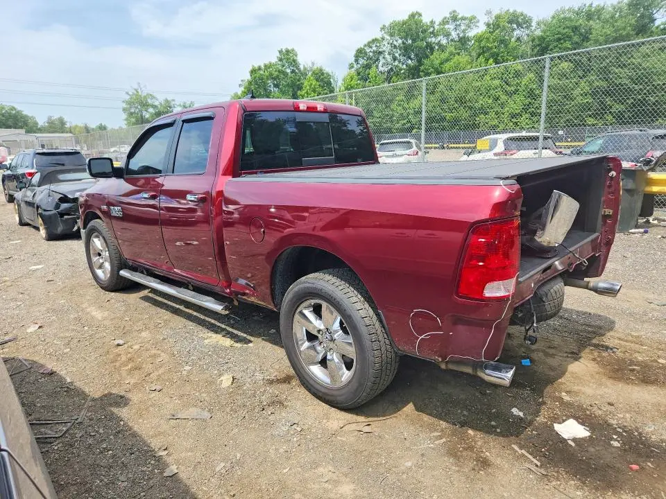 2016 RAM 1500 SLT  