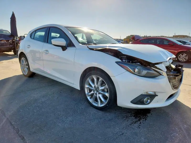 2014 MAZDA 3 TOURING  
