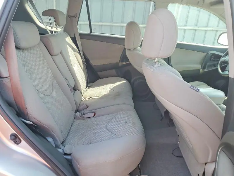 2011 TOYOTA RAV4 BASE  