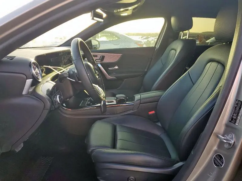 2020 MERCEDES-BENZ A 220  