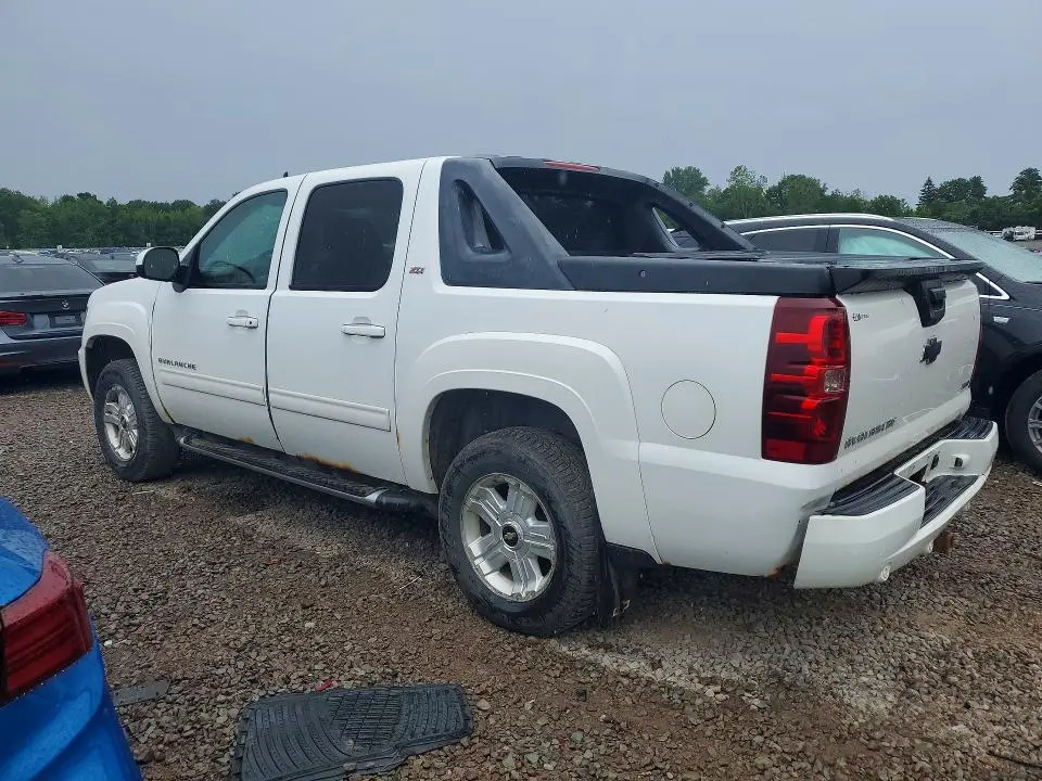 2010 CHEVROLET AVALANCHE LT  
