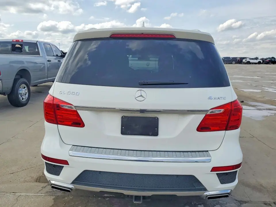 2016 MERCEDES-BENZ GL 550 4MATIC  