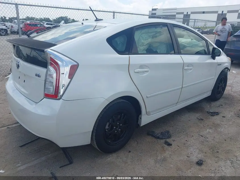 2014 TOYOTA PRIUS THREE