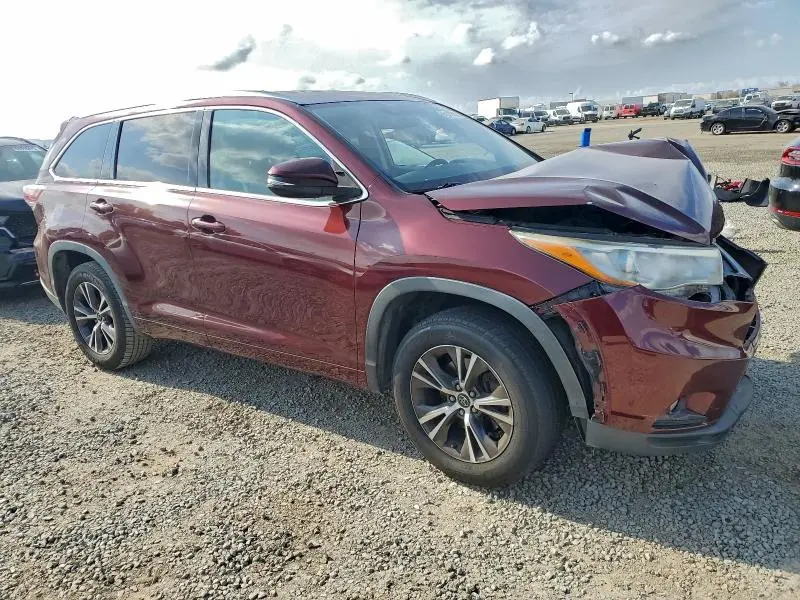 2016 TOYOTA HIGHLANDER XLE  
