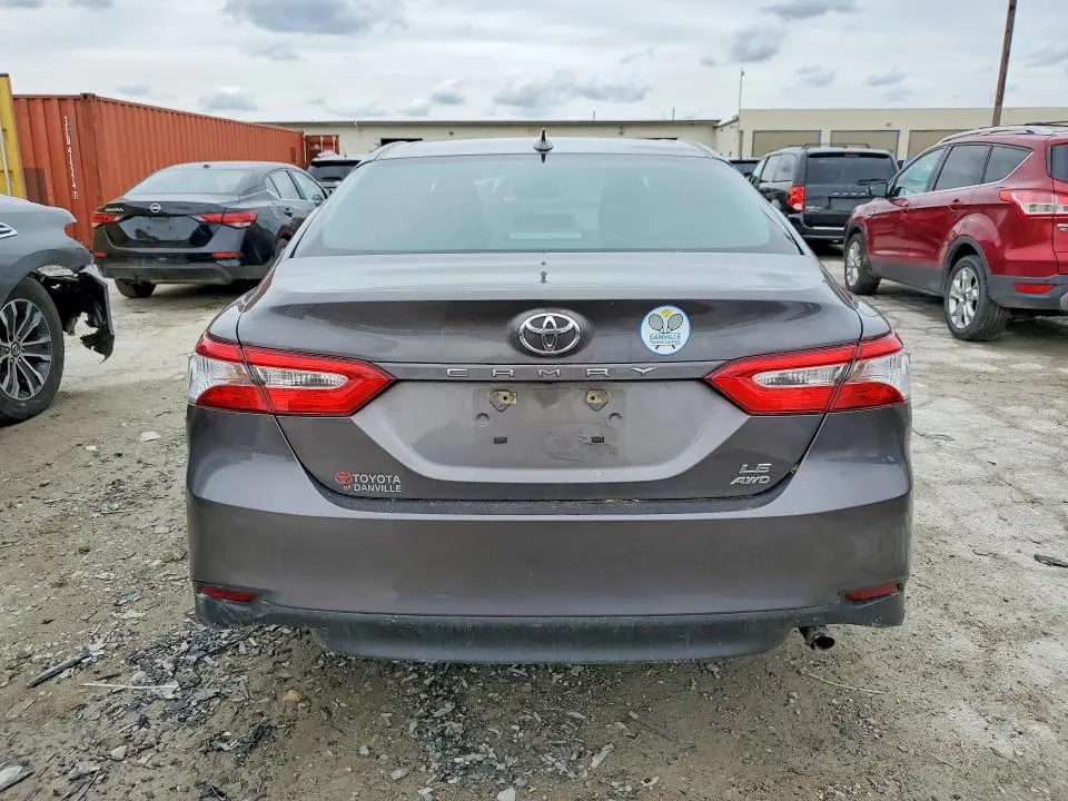 2020 TOYOTA CAMRY LE  