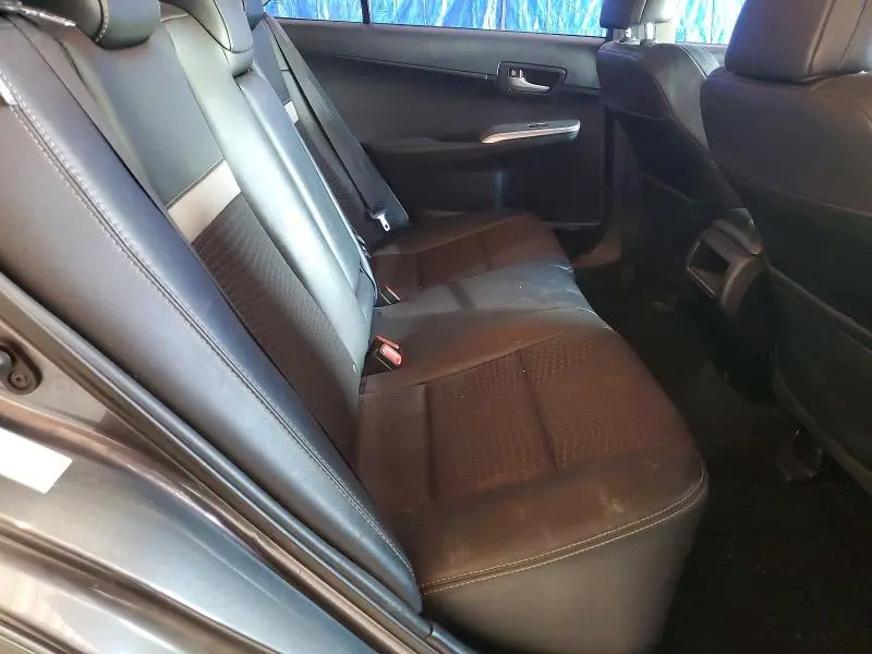 2012 TOYOTA CAMRY SE  