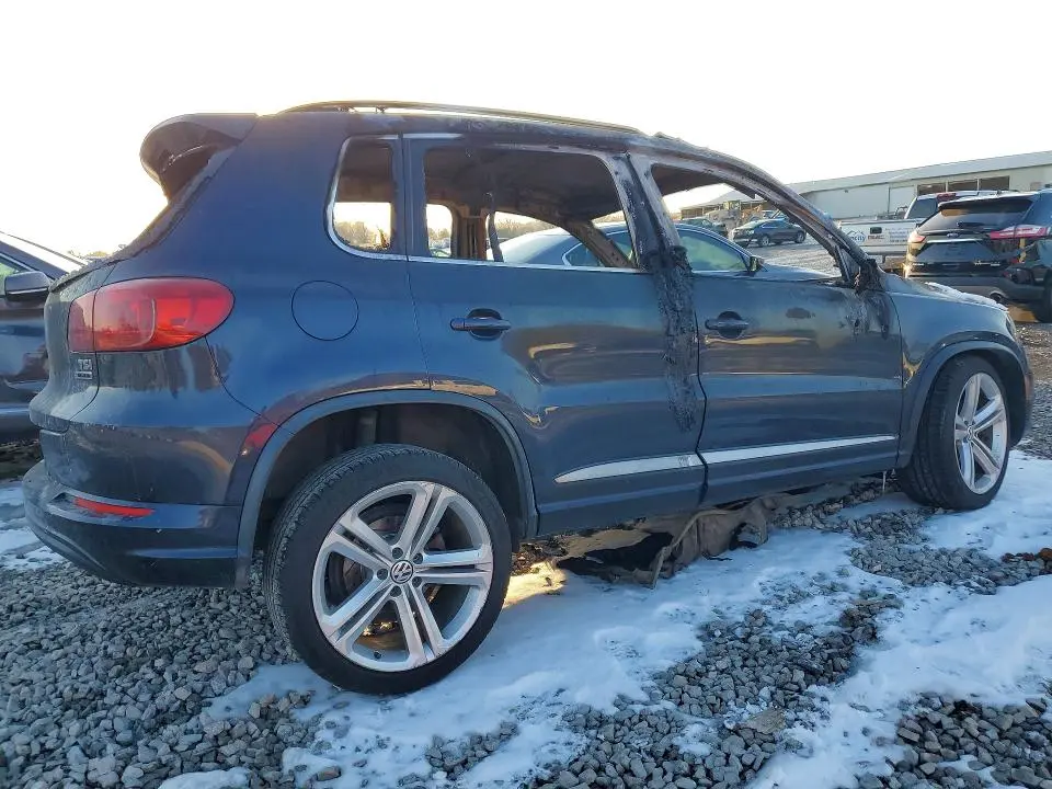 2016 VOLKSWAGEN TIGUAN S  